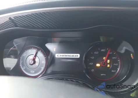 2019 Dodge Charger R/T Rwd z USA, uszkodzony, nr VIN 2C3CDXCT0KH754017